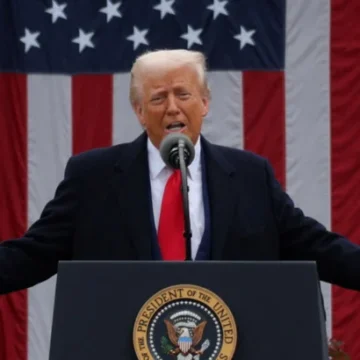 Trump amenaza con declarar emergencia nacional en Washington Trump amenaza con declarar emergencia nacional en Washington