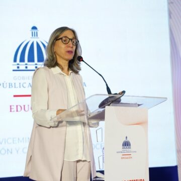 WhatsApp Image 2025-09-12 at 10.18.44 AM Ministerio de Educación integra a más de cinco mil nuevos docentes al Programa Nacional de Inducción 2025-2026